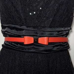 Kate Spade Bow Leather Belt Small Gold-Tone Hardware Luxury Peg Orange Skinny